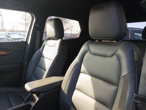 Used 2023 Chevrolet TrailBlazer ACTIV w/ Convenience Package image 14