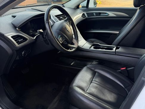 Used 2013 Lincoln MKZ AWD image 7