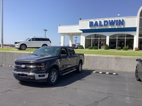 Used 2024 Ford F150 XLT w/ Mobile Office Package image 3