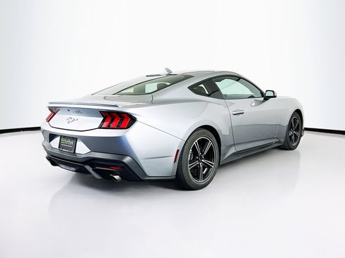 Used 2025 Ford Mustang Premium image 9