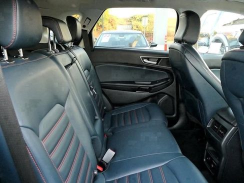 Used 2023 Ford Edge SEL w/ Sport Appearance Package image 25
