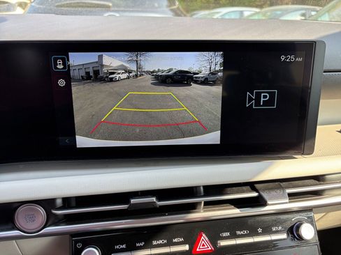 Used 2025 Hyundai Tucson SEL image 25