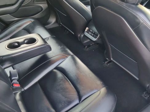 Used 2020 Tesla Model 3 Long Range image 19