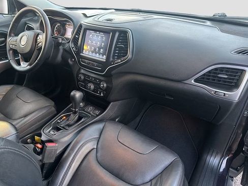 Used 2021 Jeep Cherokee Latitude Lux w/ Comfort/Convenience Group image 28