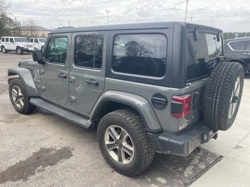 Used 2020 Jeep Wrangler Unlimited Sahara image 5