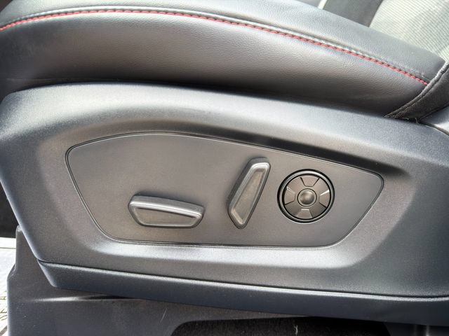 Used 2025 Ford Explorer ST AWD/4WD image 21