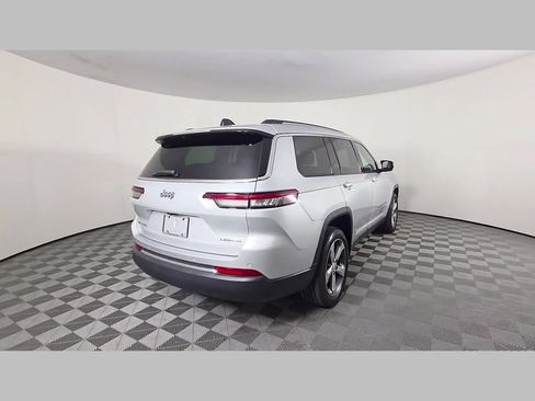 Used 2021 Jeep Grand Cherokee L Limited w/ Trailer Tow Group (B) AWD/4WD image 39