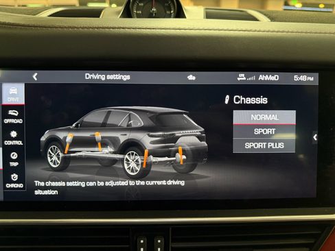 Used 2020 Porsche Cayenne S image 17