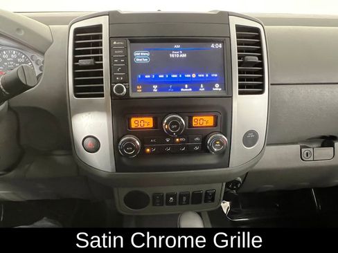 Used 2020 Nissan Frontier SV image 20