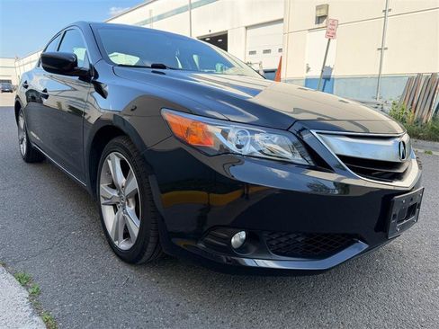 Used 2013 Acura ILX w/ Premium Package FWD image 23