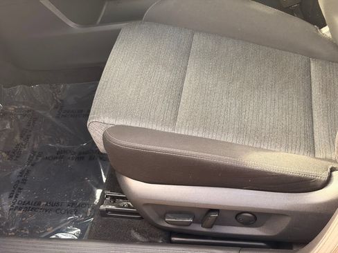 Certified 2023 Nissan Rogue SV FWD image 21