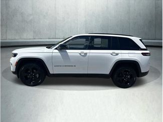 Used 2023 Jeep Grand Cherokee Limited w/ Black Appearance Package AWD/4WD video 2