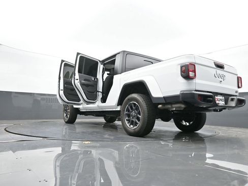 Used 2023 Jeep Gladiator Overland image 71