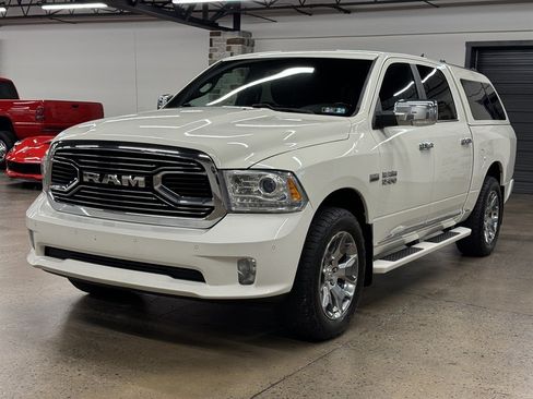 Used 2018 RAM 1500 Limited AWD/4WD image 3