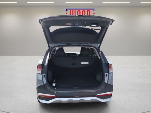 Used 2025 Kia Sportage EX w/ Premium Package FWD image 25