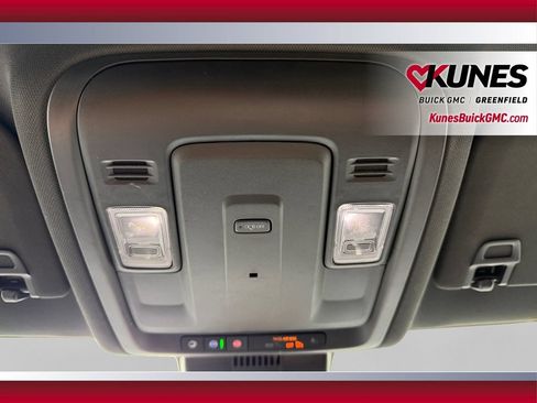 Used 2024 GMC Yukon SLE AWD/4WD image 18