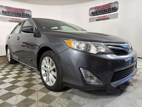 Used 2012 Toyota Camry XLE w/ Leather Pkg image 1