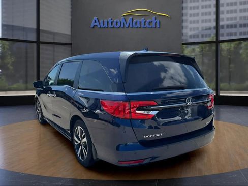 Used 2024 Honda Odyssey Touring image 8