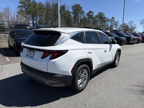 New 2026 Hyundai Tucson SE FWD image 7