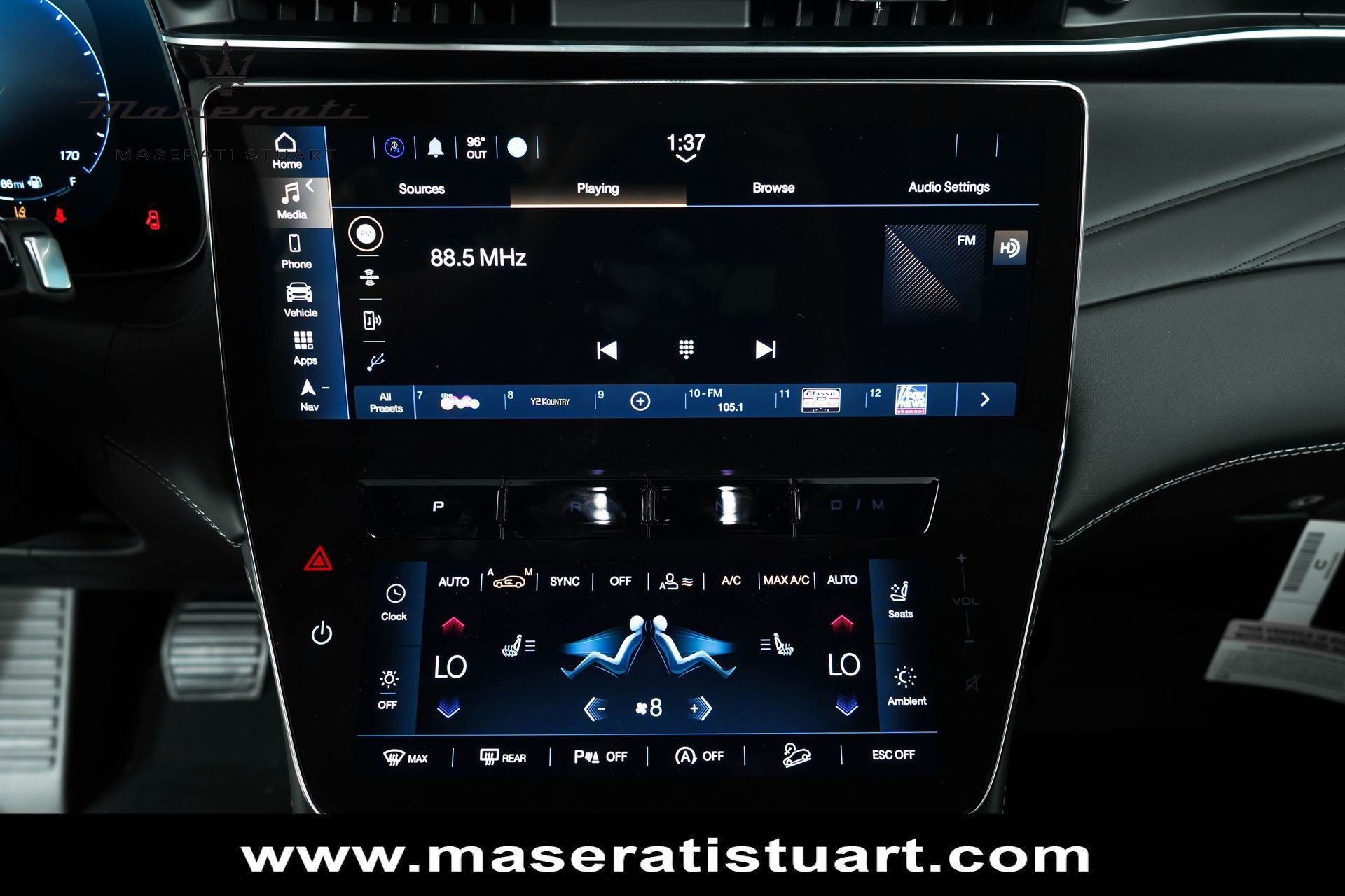 Used 2025 Maserati Grecale Modena AWD/4WD image 29