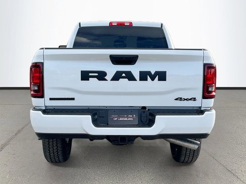 New 2026 RAM 3500 Big Horn AWD/4WD image 6