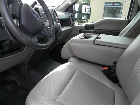 Used 2022 Ford F350 XL w/ Power Equipment Group RWD image 6