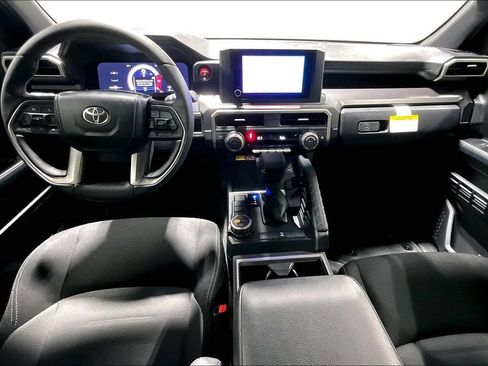 Used 2025 Toyota 4Runner TRD Off-Road AWD/4WD image 18