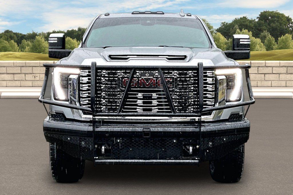 Used 2024 GMC Sierra 2500 Denali w/ Denali Reserve Package AWD/4WD image 3