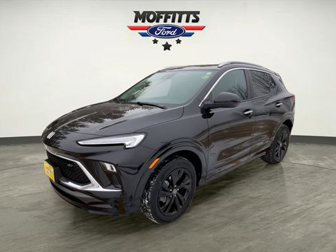 Used 2024 Buick Encore GX Sport Touring image 1