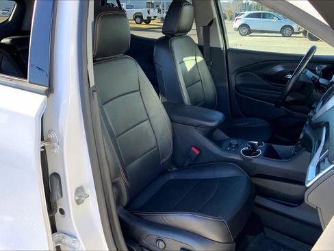 Used 2021 GMC Terrain SLT w/ Infotainment Package II image 9