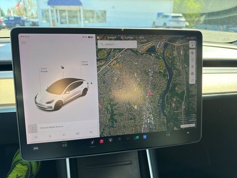 Used 2019 Tesla Model 3 Long Range image 8