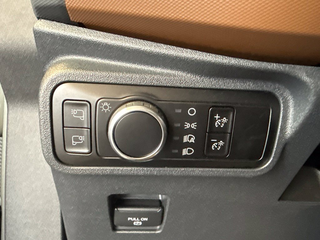 Used 2024 Ford Bronco Outer Banks AWD/4WD image 14