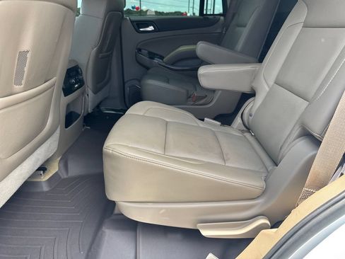 Used 2016 GMC Yukon SLT w/ Open Road Package AWD/4WD image 21