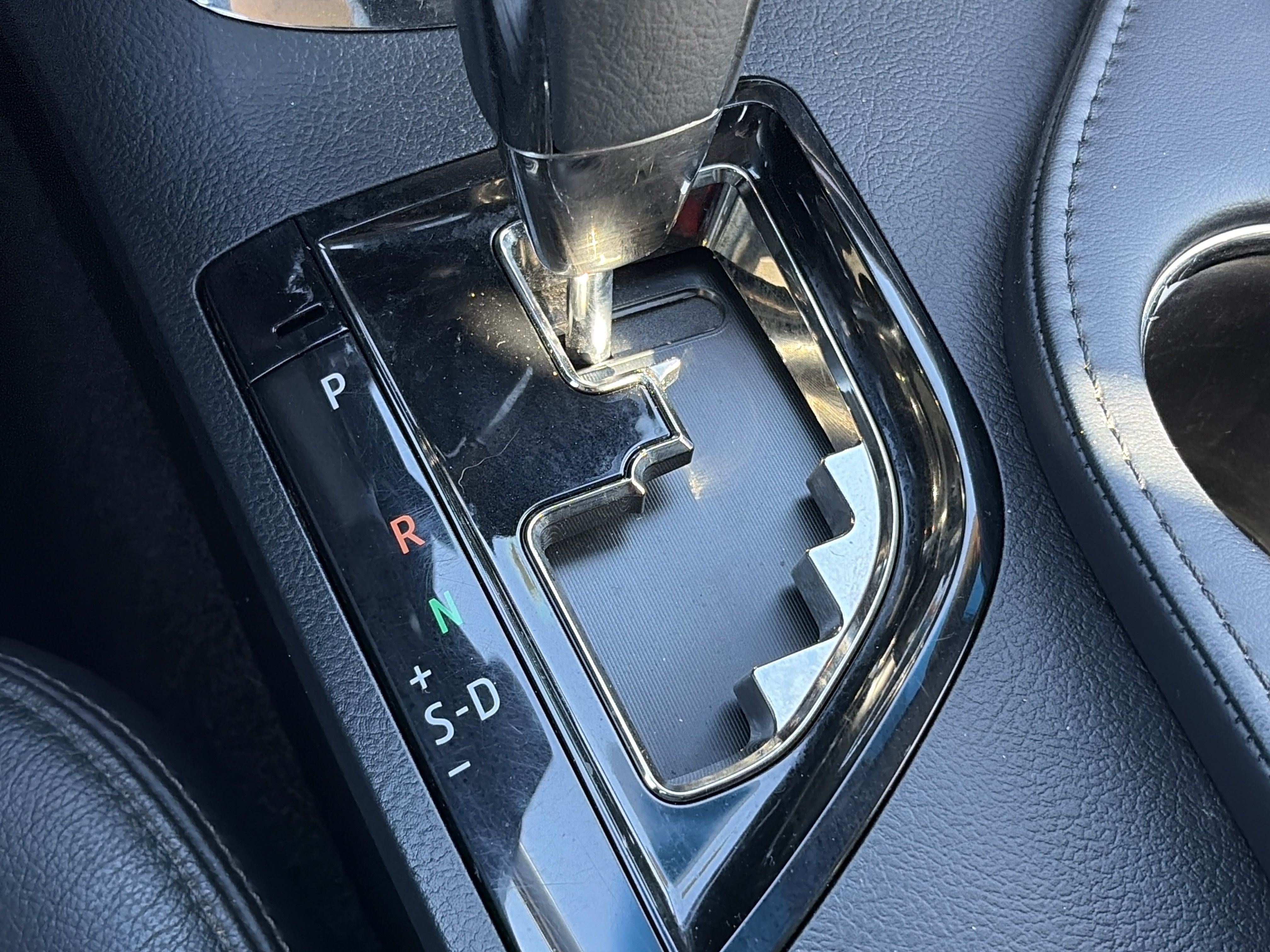 Used 2014 Toyota Avalon XLE Premium FWD image 31