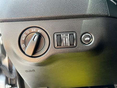 Used 2020 Dodge Charger Scat Pack RWD image 28