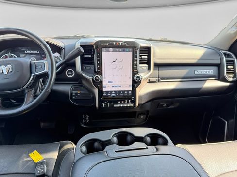 Used 2024 RAM 2500 Laramie AWD/4WD image 14