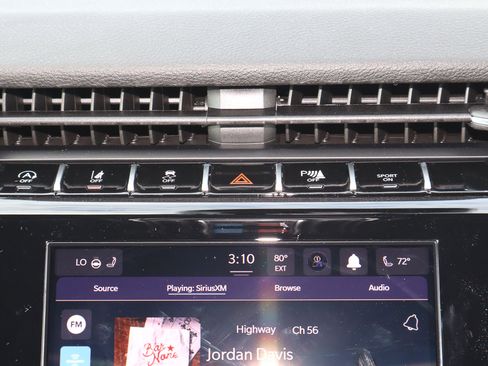 New 2025 Jeep Grand Cherokee Laredo w/ Luxury Tech Group I image 21