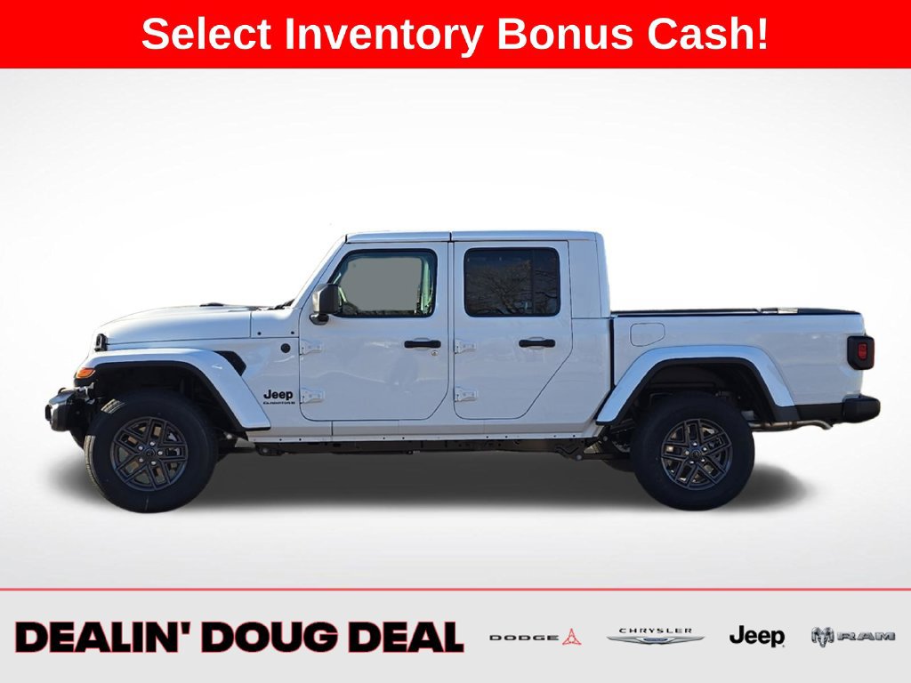 New 2026 Jeep Gladiator Sport AWD/4WD image 2