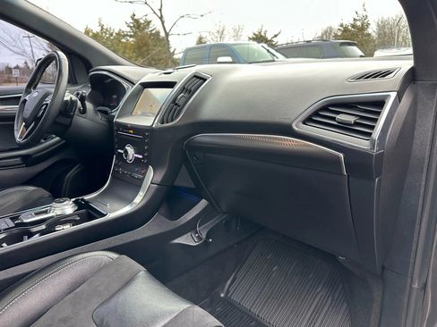 Used 2019 Ford Edge ST w/ Equipment Group 401A image 12