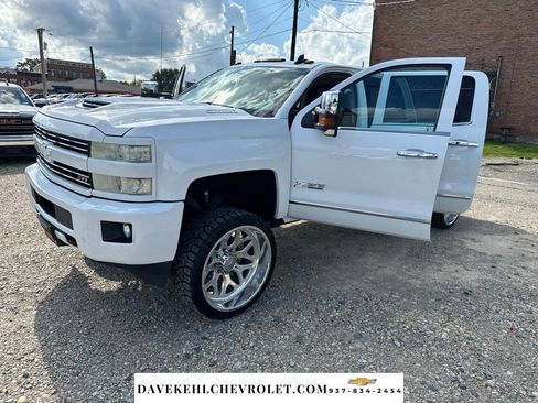 Used 2019 Chevrolet Silverado 2500 LTZ w/ Duramax Plus Package AWD/4WD image 29