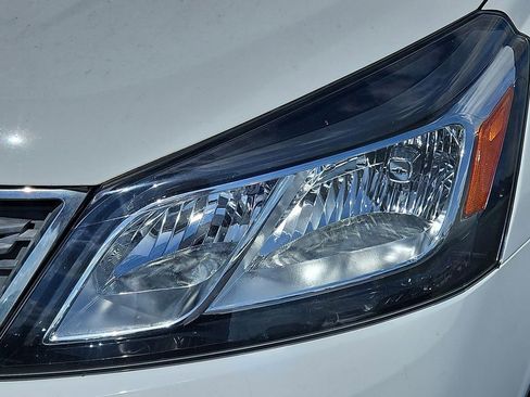 Used 2016 Chevrolet Traverse LS FWD image 21