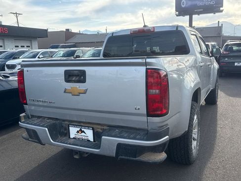 Used 2018 Chevrolet Colorado LT w/ LT Convenience Package image 6