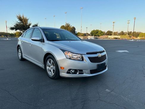 Used 2014 Chevrolet Cruze LT w/ All-Star Edition image 3
