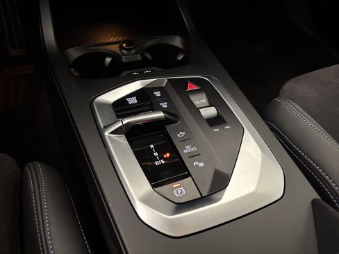 Used 2025 BMW M235i xDrive w/ Premium Package image 24