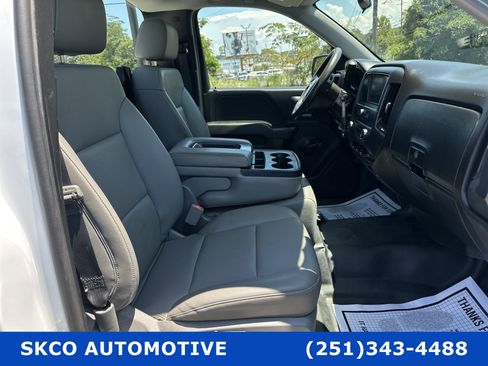Used 2018 Chevrolet Silverado 1500 W/T w/ Trailering Package image 13