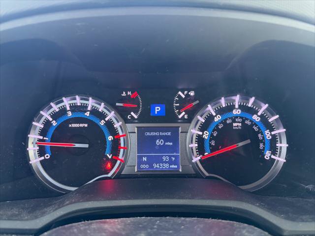 Used 2019 Toyota 4Runner SR5 AWD/4WD image 23