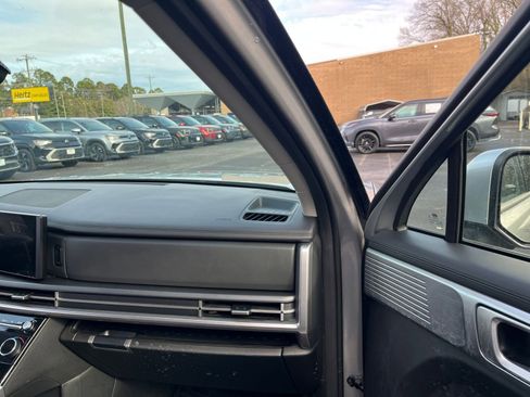 Used 2025 Hyundai Santa Fe SEL image 36