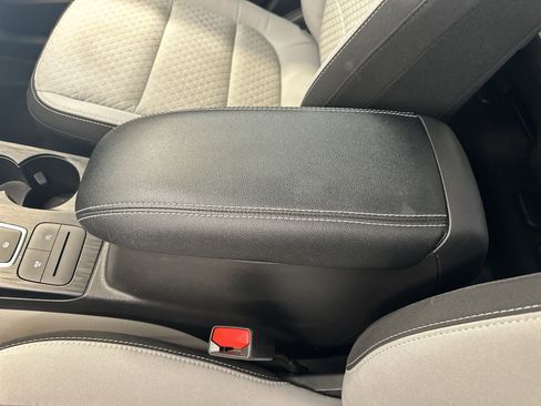 Used 2023 Ford Escape Active image 28