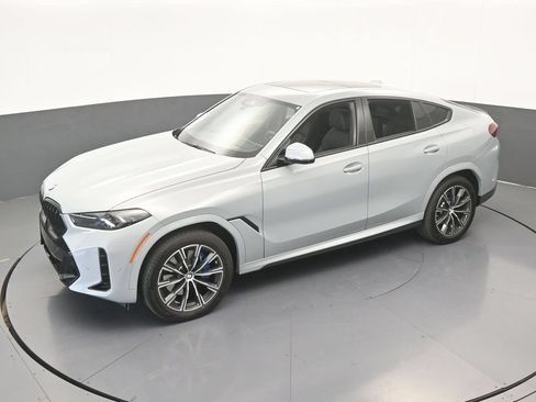 Used 2026 BMW X6 xDrive40i AWD/4WD image 56