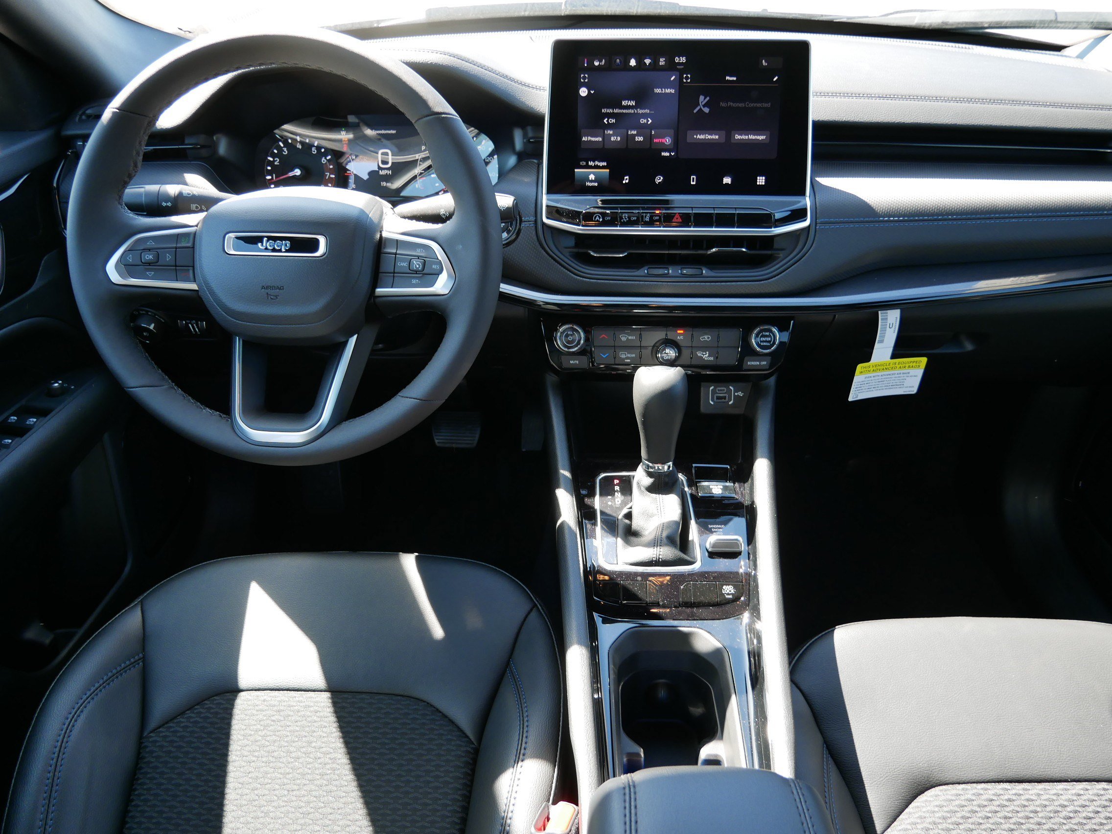 New 2026 Jeep Compass Latitude AWD/4WD image 10